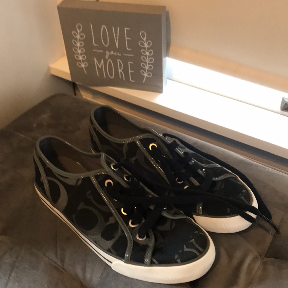 Coach blk sneakers